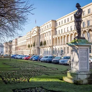Apartment 2 Bedroom Town Centre, Cheltenham